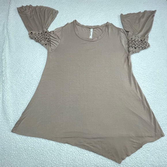 Emerald Women’s 1XL Tan Tunic Top - Picture 1 of 11